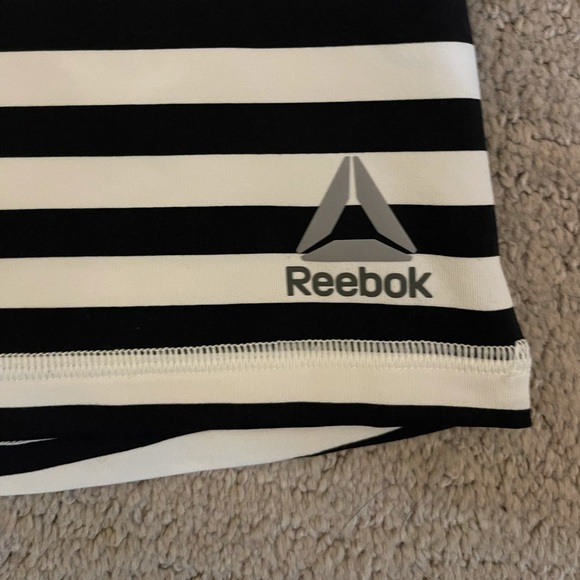 Reebok halter tank - Picture 4 of 9